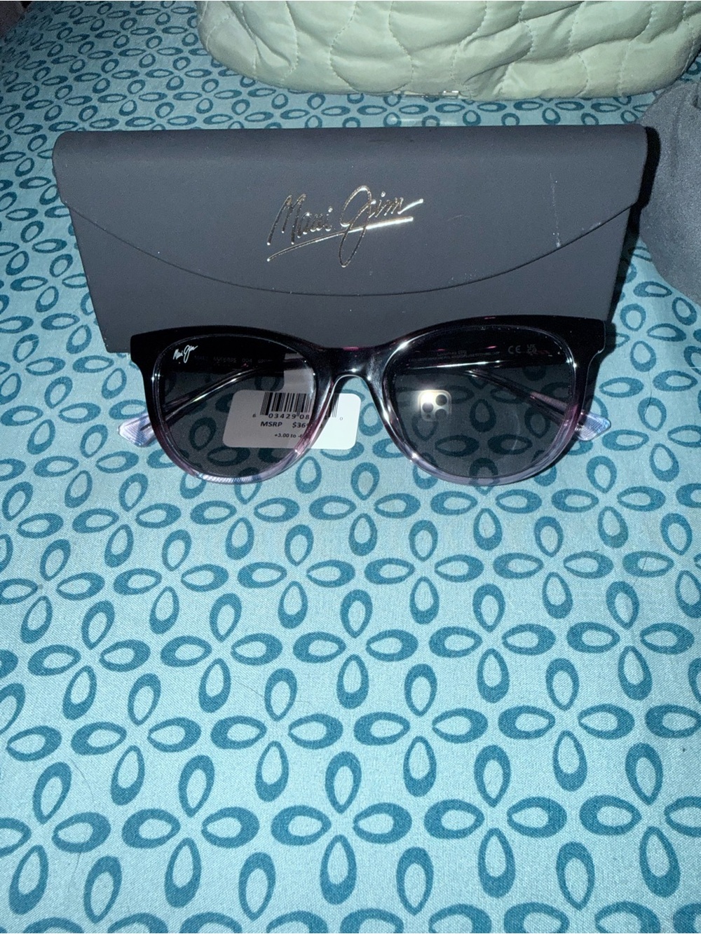 Maui Jim Lonomea STG Black to Purple Pink Gradient Cat-Eye Sunglasses